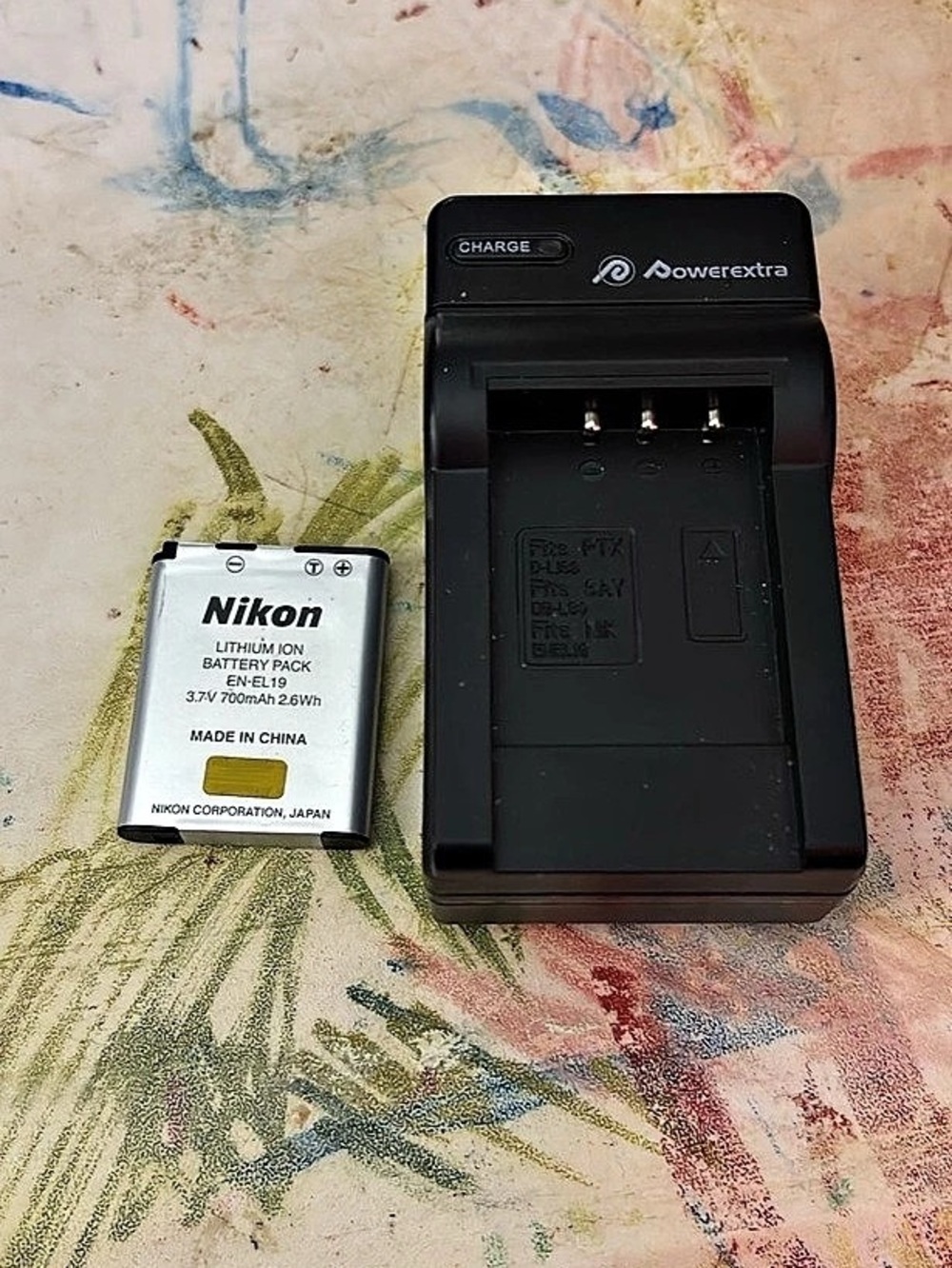 Powerextra Digital Battery Charger with Nikon Battery